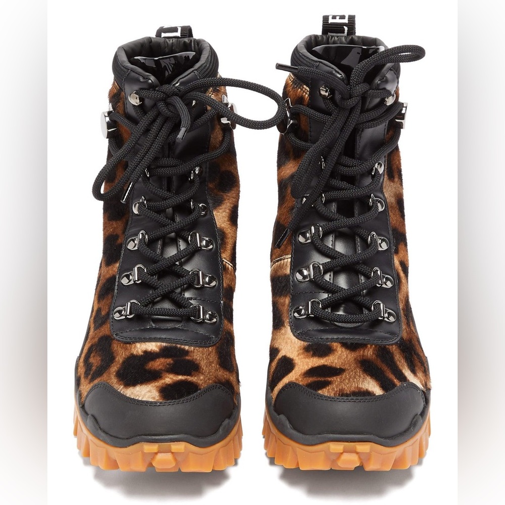 Moncler
Helis Stivale Leopard Lace-Up Hiking Boots 37.5